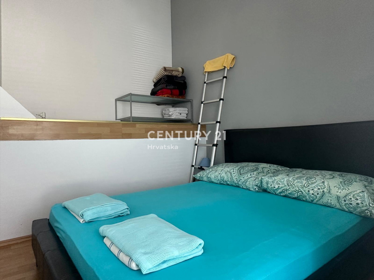 BARBARIGA, VENDESI CASA A SCHIERA CON VISTA MARE