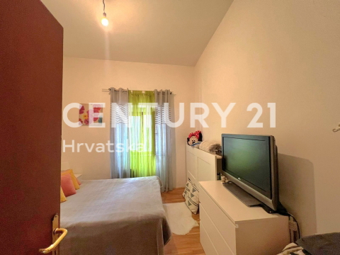 POREČ, SPLENDIDO APPARTAMENTO NEL CENTRO DELLA CITTÀ