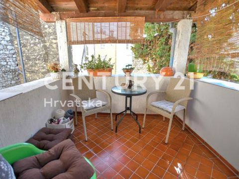 POREČ, SPLENDIDO APPARTAMENTO NEL CENTRO DELLA CITTÀ