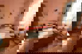 CRES, IN VENDITA IMMOBILE AD USO RISTORAZIONE E RESIDENZIALE, VILLA VENEZIANA NEL CENTRO