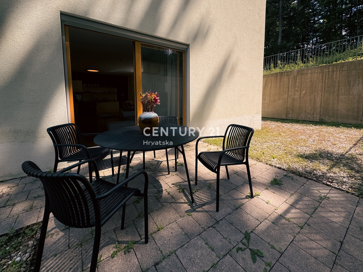 MARIBOR, POHORJE, APPARTAMENTO AL PIANO TERRA CON AMPIO ATRIO