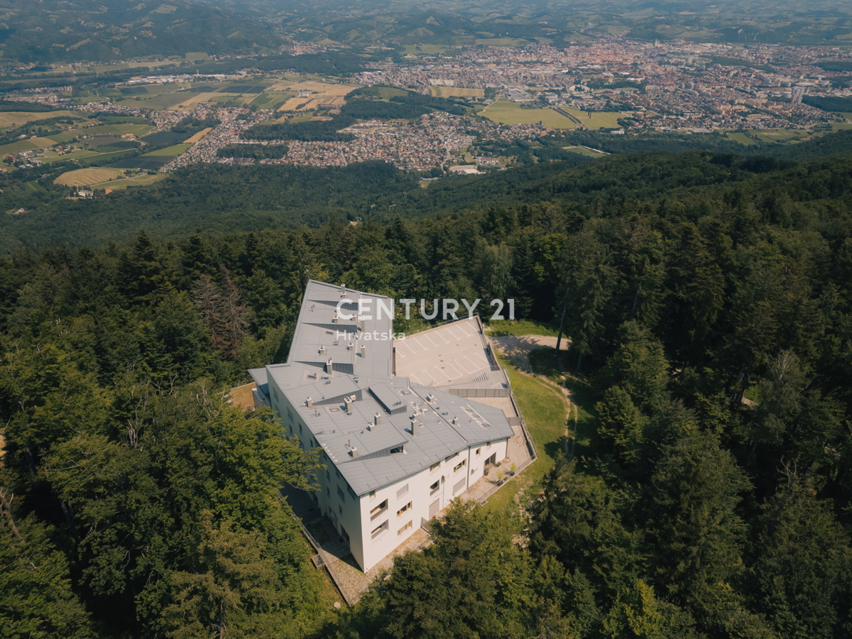 MARIBOR, POHORJE, APPARTAMENTO AL PIANO TERRA CON AMPIO ATRIO