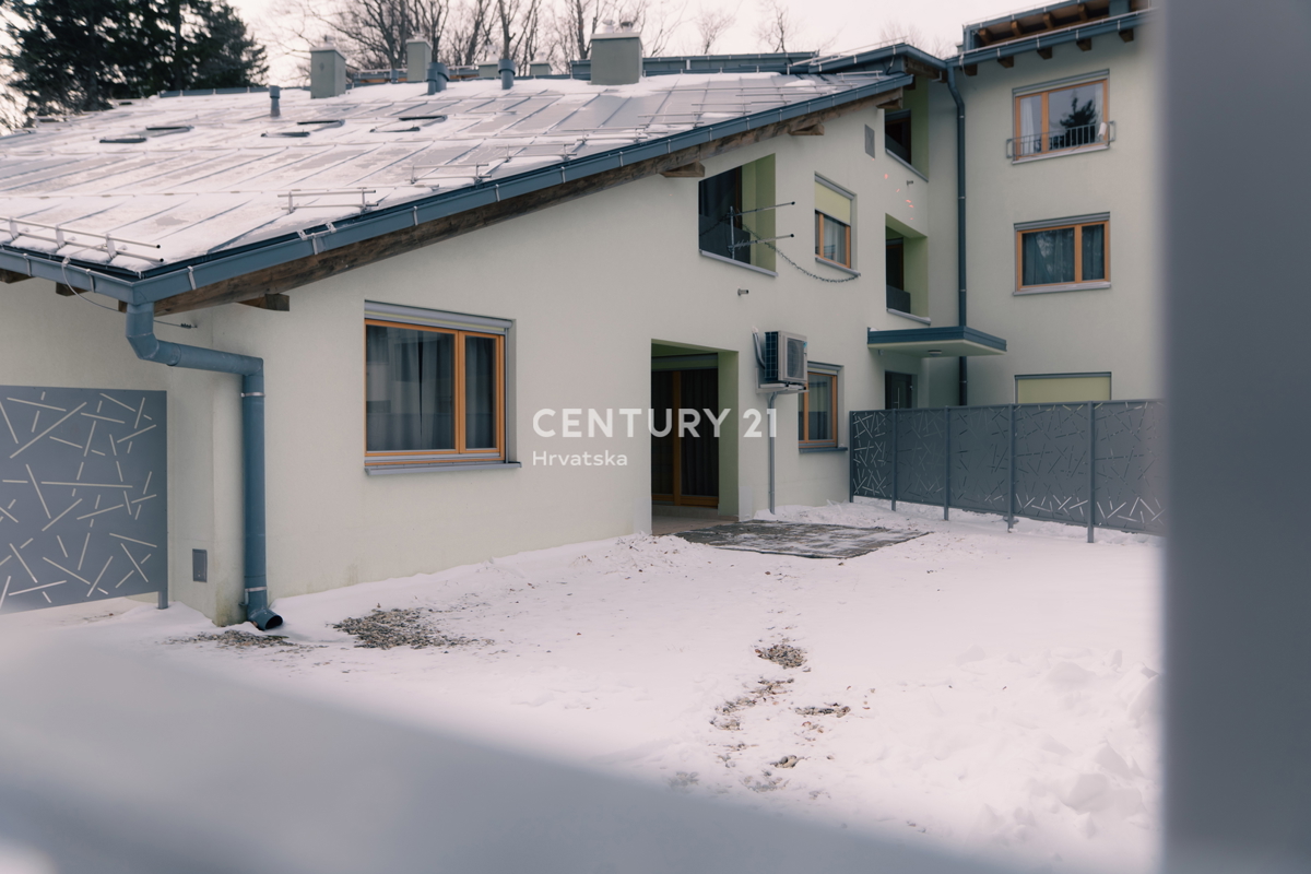 MARIBOR, POHORJE, APPARTAMENTO AL PIANO TERRA CON AMPIO ATRIO