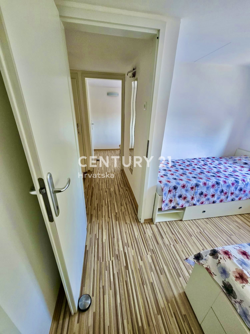 VRSAR, CENTRO, FANTASTICA CASA COMPLETAMENTE RISTRUTTURATA, OCCASIONE!!