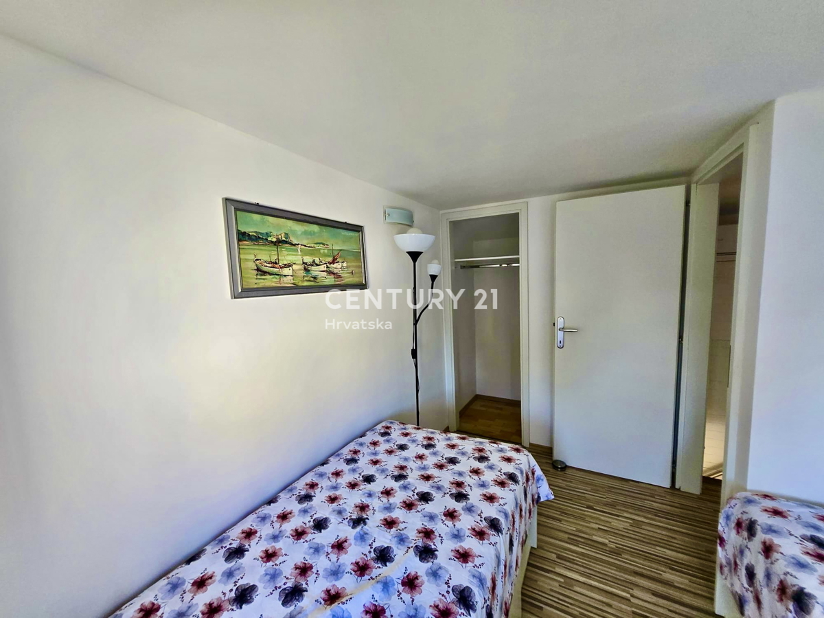 VRSAR, CENTRO, FANTASTICA CASA COMPLETAMENTE RISTRUTTURATA, OCCASIONE!!