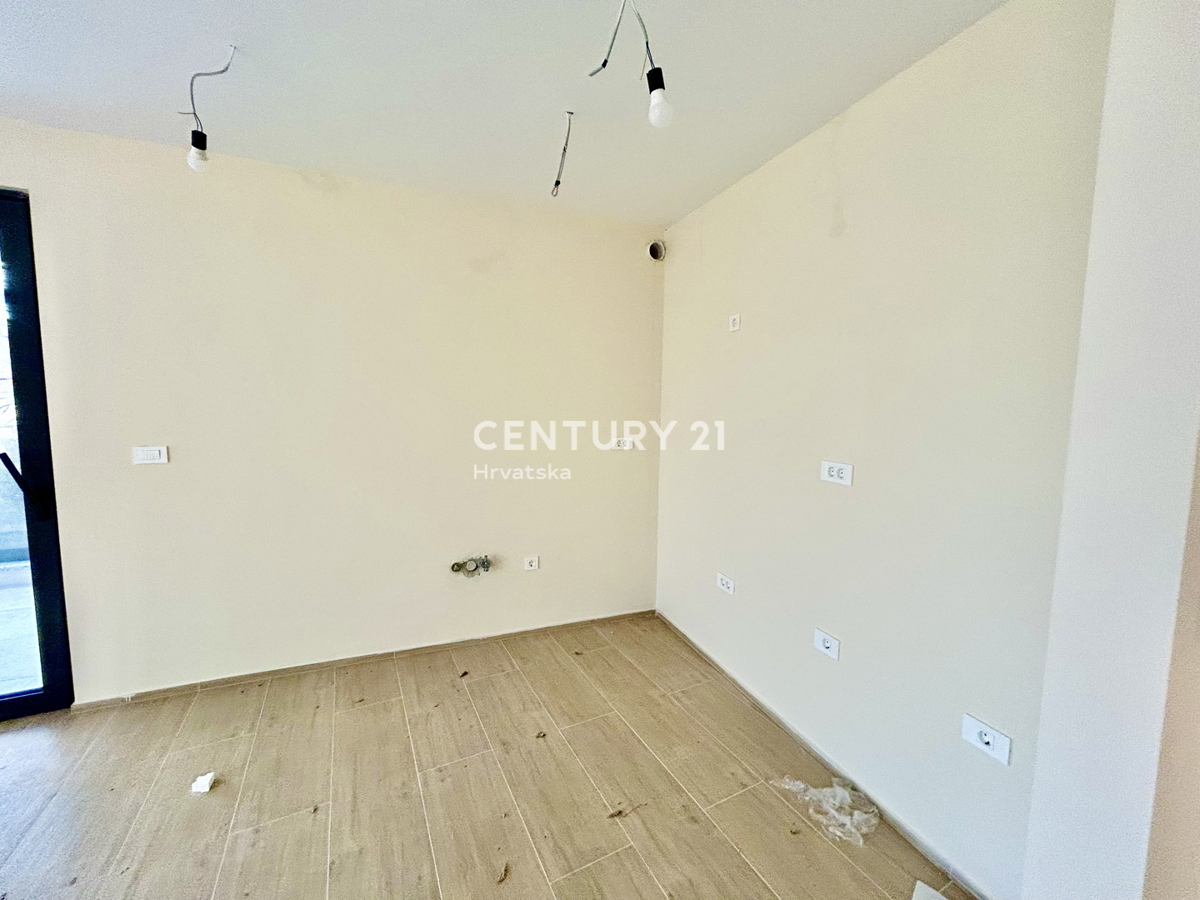 MEDULIN, NUOVO APPARTAMENTO TRILOCALE CONFORTEVOLE