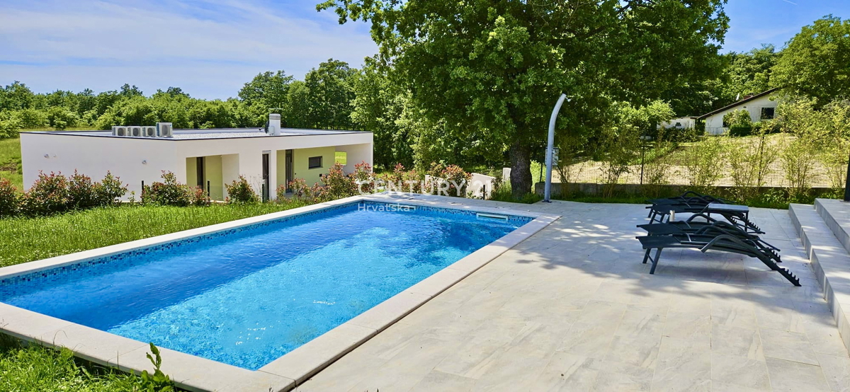 ŽMINJ, DINTORNI, INCANTEVOLE APPARTAMENTO AL PIANO TERRA CIRCONDATO DALLA NATURA