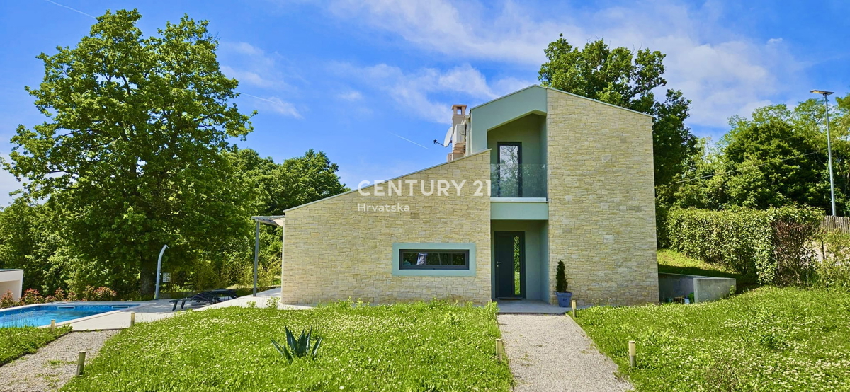 ŽMINJ, DINTORNI, INCANTEVOLE APPARTAMENTO AL PIANO TERRA CIRCONDATO DALLA NATURA