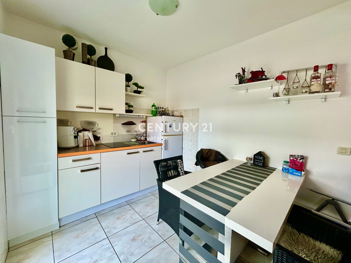 UMAG, ZAMBRATIJA, FANTASTICO APPARTAMENTO A SOLI 100 METRI DALLA SPIAGGIA E DAL MARE, OCCASIONE!!!