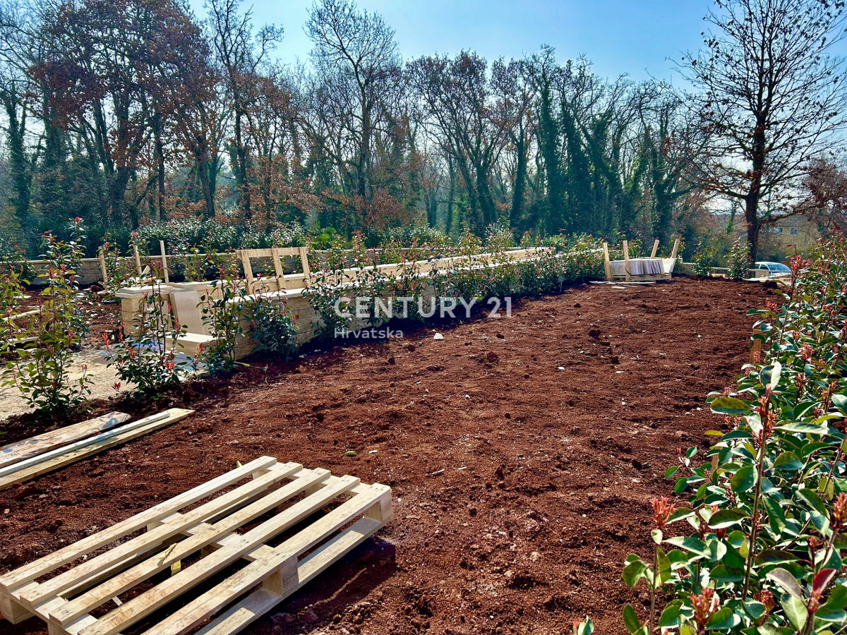 UMAG, DINTORNI, NUOVO APPARTAMENTO A SOLI 150 METRI DALLA SPIAGGIA E DAL MARE