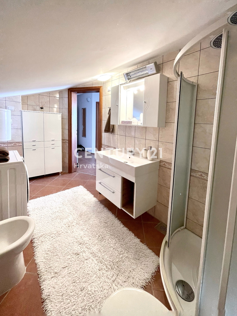 Lovran appartamento attraente a distanza pedonale dal mare