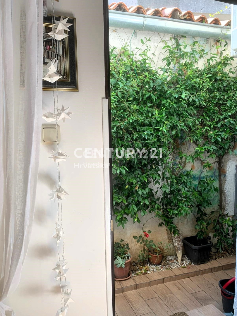 Vendita, Casa, A schiera, Provincia di Istria, Rovinj