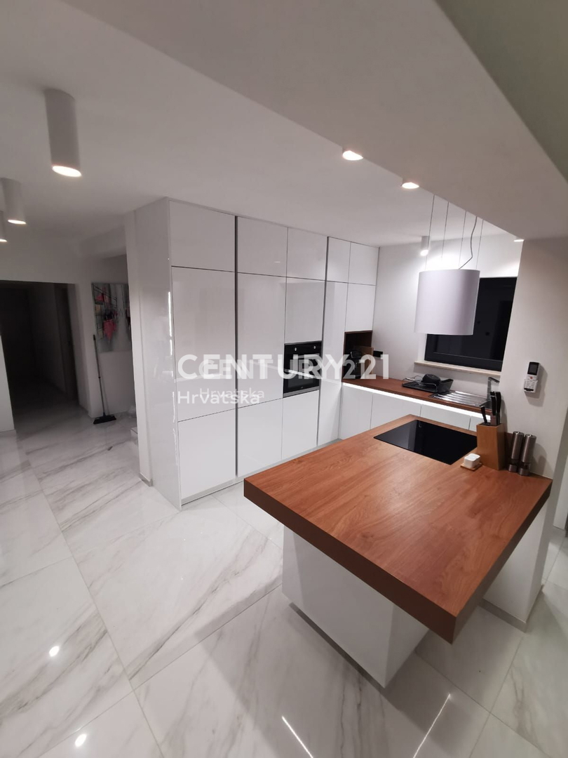 Vendita, Casa, Indipendente, Provincia di Istria, Buzet, Senj