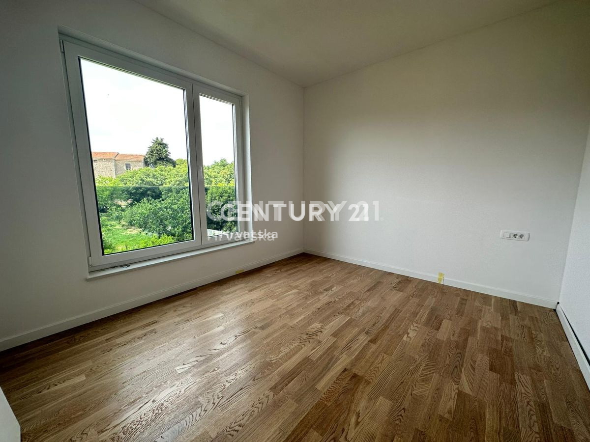 Vendita, Appartamento, 4 locali, Provincia di Istria, Poreč