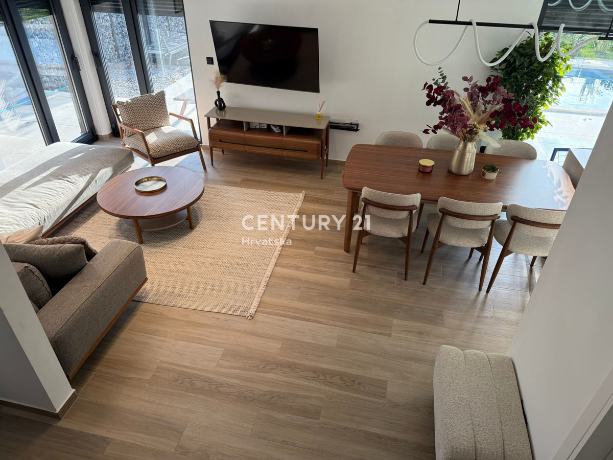 POREČ, 7 KM, NUOVA COSTRUZIONE CON TRE CAMERE DA LETTO E PISCINA