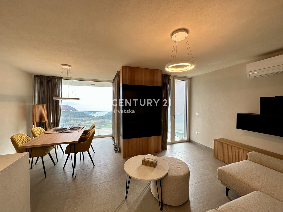 LABIN, APPARTAMENTO IN NUOVA COSTRUZIONE CON VISTA APERTA SUL MARE