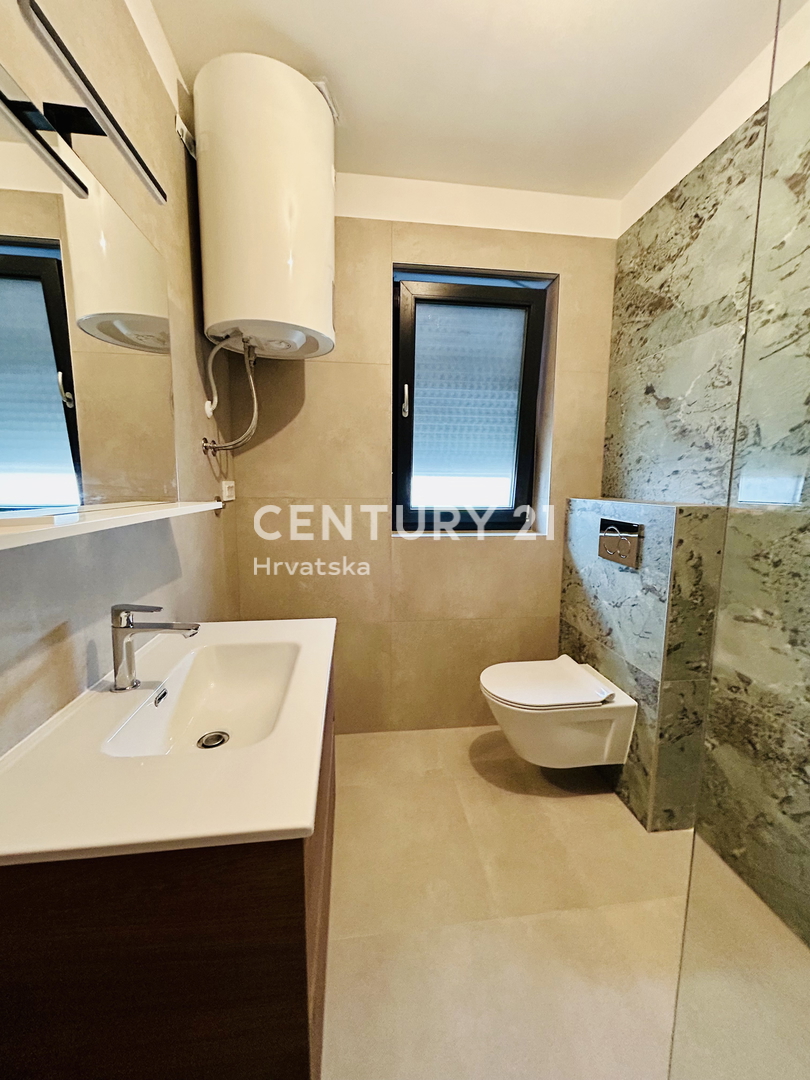 UMAG, DINTORNI, NUOVO APPARTAMENTO BILOCALI AL PRIMO PIANO