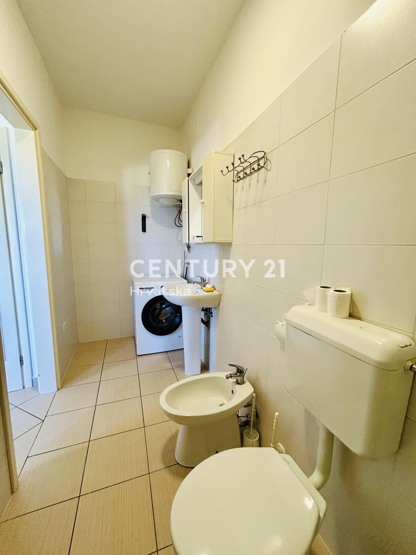 UMAGO, DINTORNI, APPARTAMENTO AL PIANO TERRA A SOLI 150 METRI DALLA SPIAGGIA