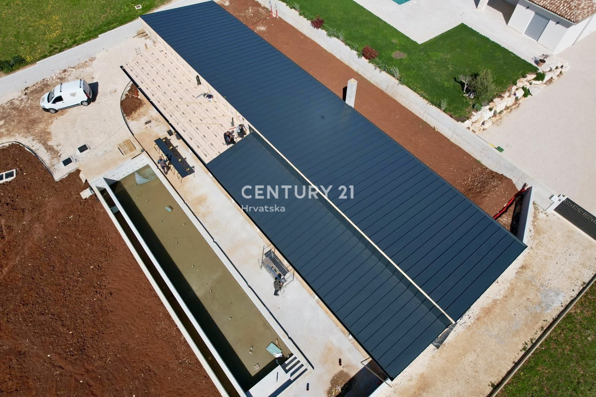 BUJE, DINTORNI, VILLA MODERNA DAL DESIGN CONTEMPORANEO