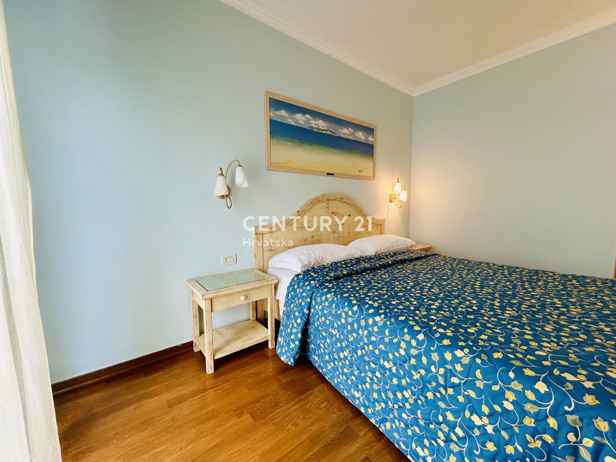 Umag, Crveni Vrh, Esclusiva Agenzia C21 Appartamento con vista mare