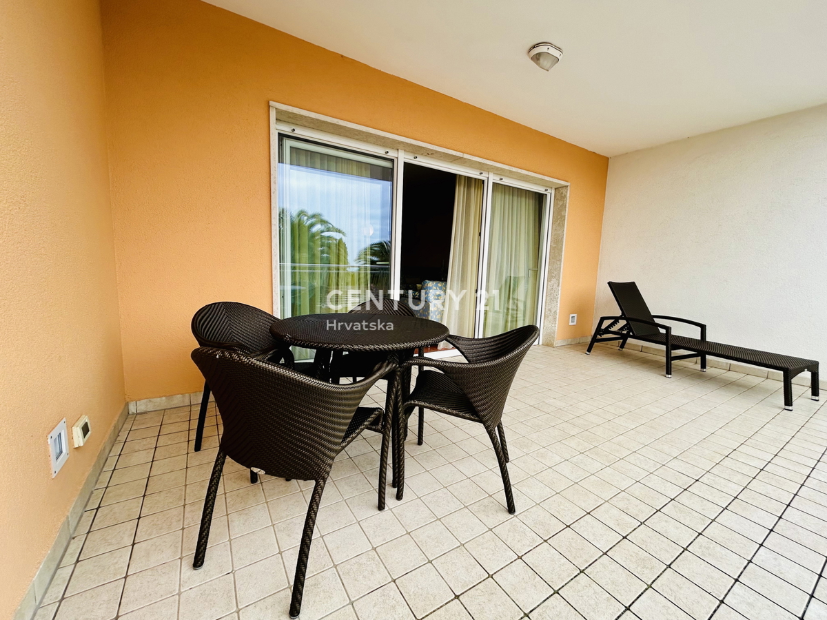 Umag, Crveni Vrh, Esclusiva Agenzia C21 Appartamento con vista mare