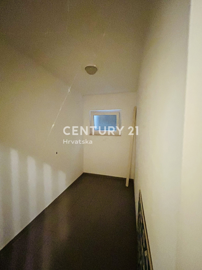 Umag, Crveni Vrh, Esclusiva Agenzia C21 Appartamento con vista mare