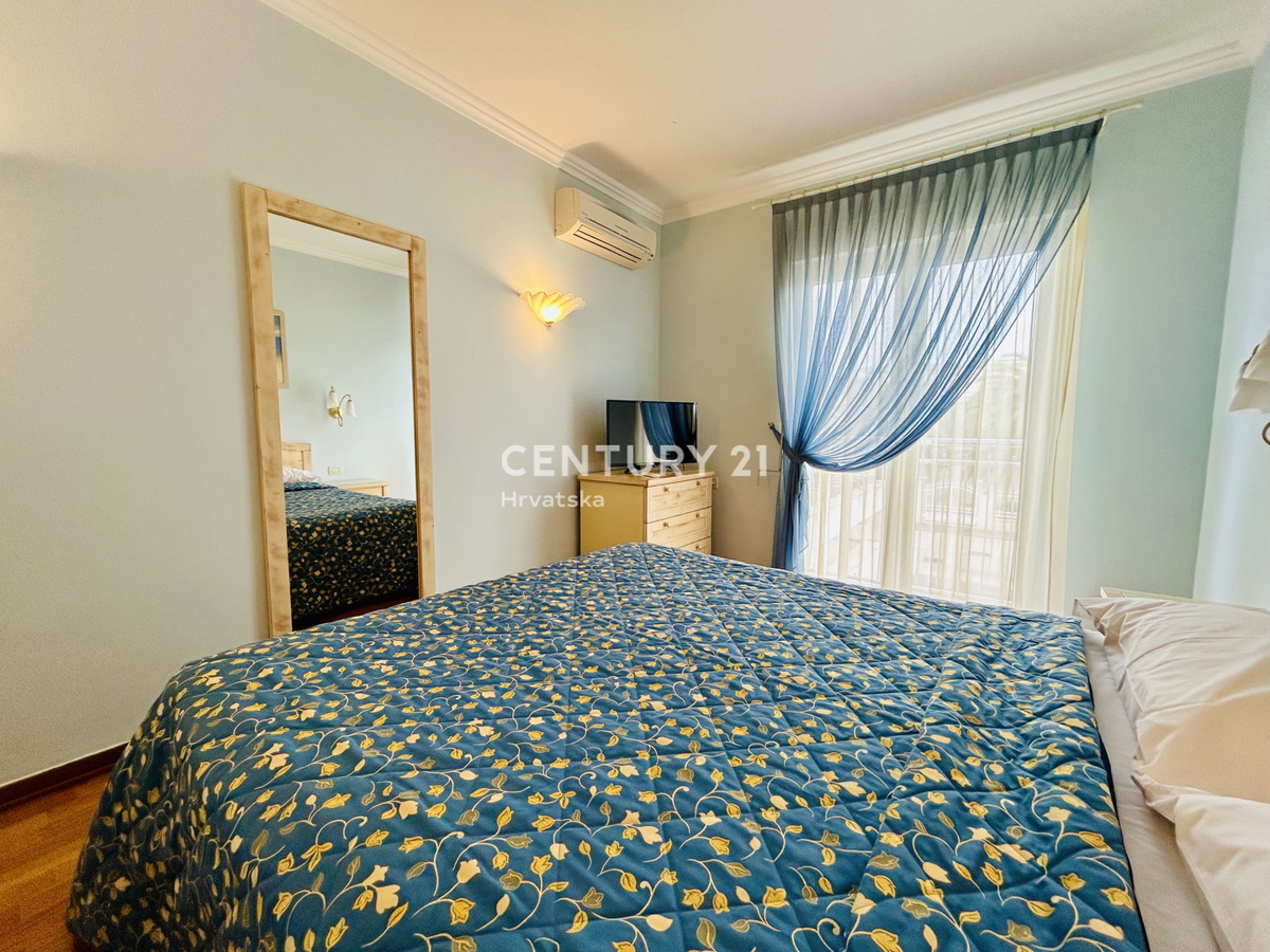 Umag, Crveni Vrh, Esclusiva Agenzia C21 Appartamento con vista mare