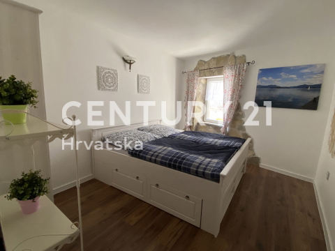 VODNJAN, CASA IN PIETRA DELL'ISTRIA NEL CENTRO