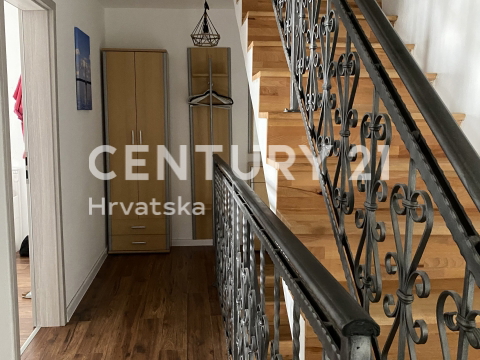 VODNJAN, CASA IN PIETRA DELL'ISTRIA NEL CENTRO