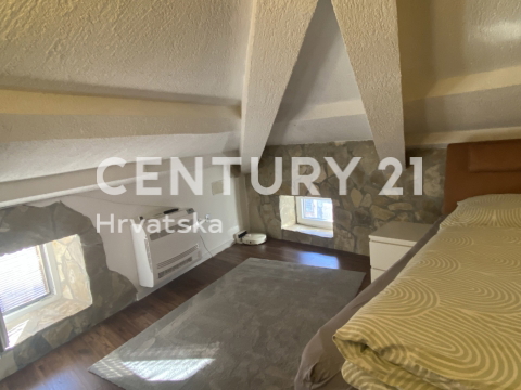 VODNJAN, CASA IN PIETRA DELL'ISTRIA NEL CENTRO