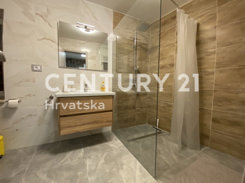 VODNJAN, CASA IN PIETRA DELL'ISTRIA NEL CENTRO