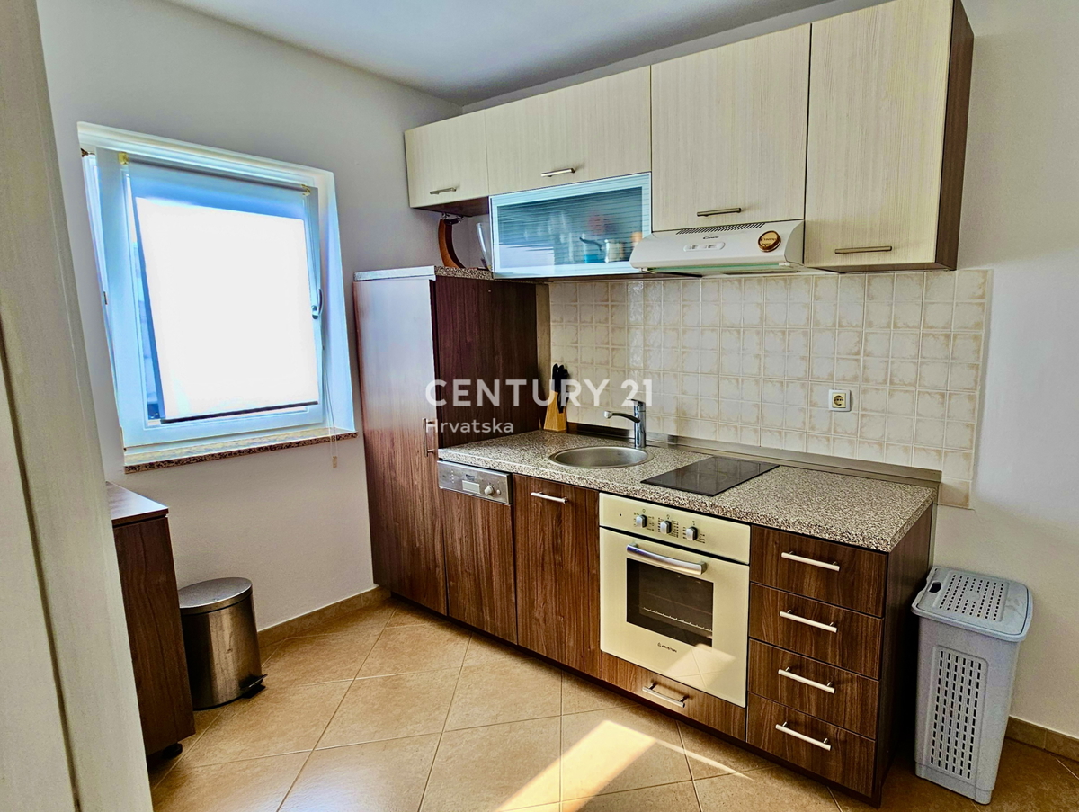 NOVIGRAD, PERIFERIA, APPARTAMENTO BILOCALE A SOLI 4 KM DA NOVIGRAD