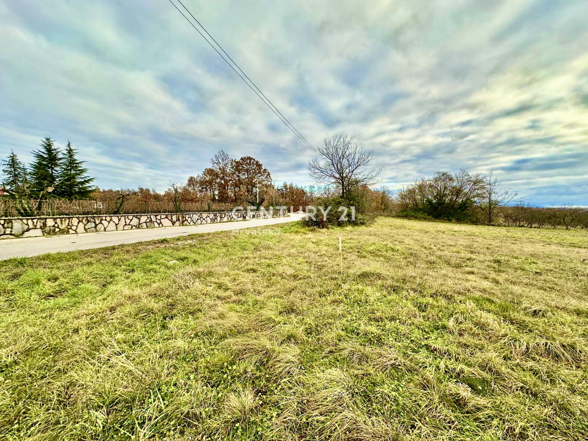 ŽMINJ, DINTORNI, TERRENO EDILIZIO ECCELLENTE