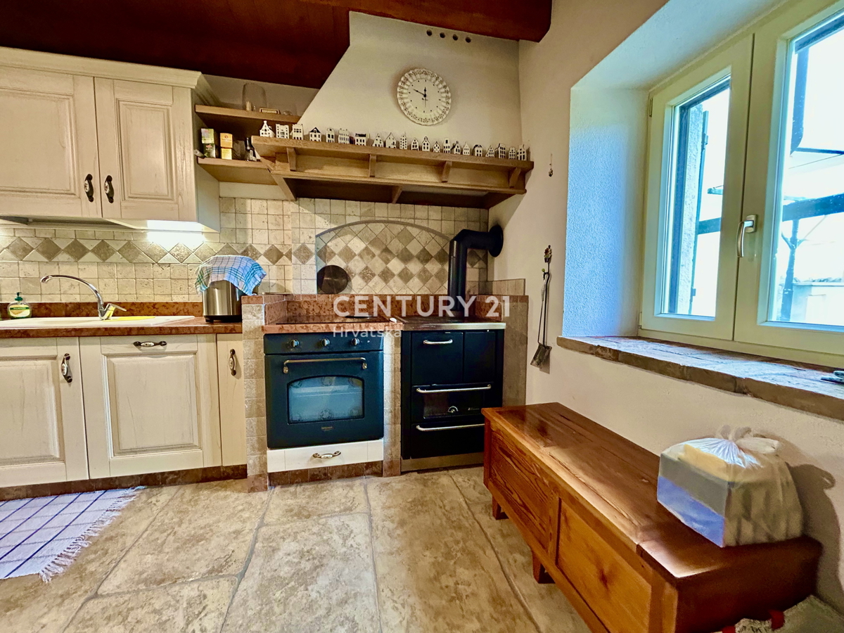 UMAG, DINTORNI, FANTASTICA CASA CON VISTA MARE, OCCASIONE!!