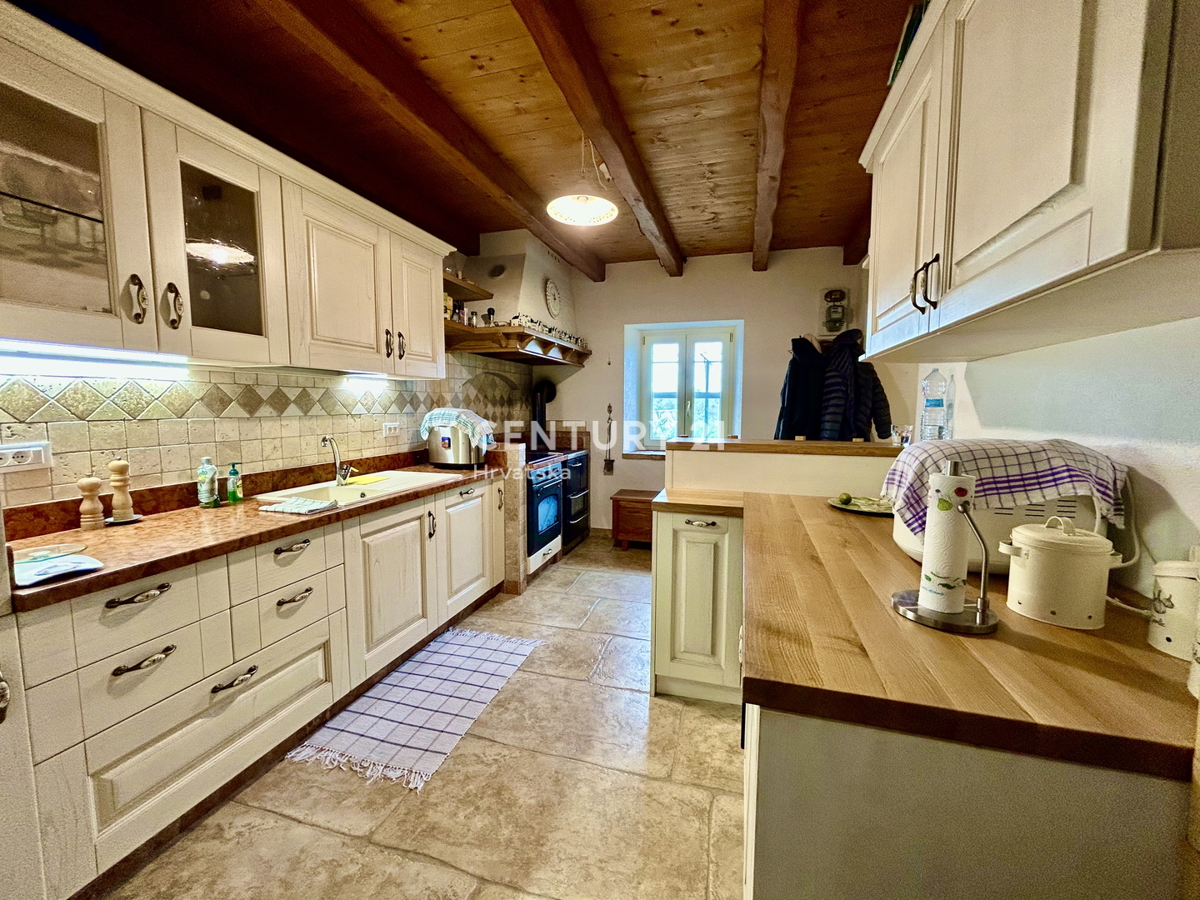 UMAG, DINTORNI, FANTASTICA CASA CON VISTA MARE, OCCASIONE!!