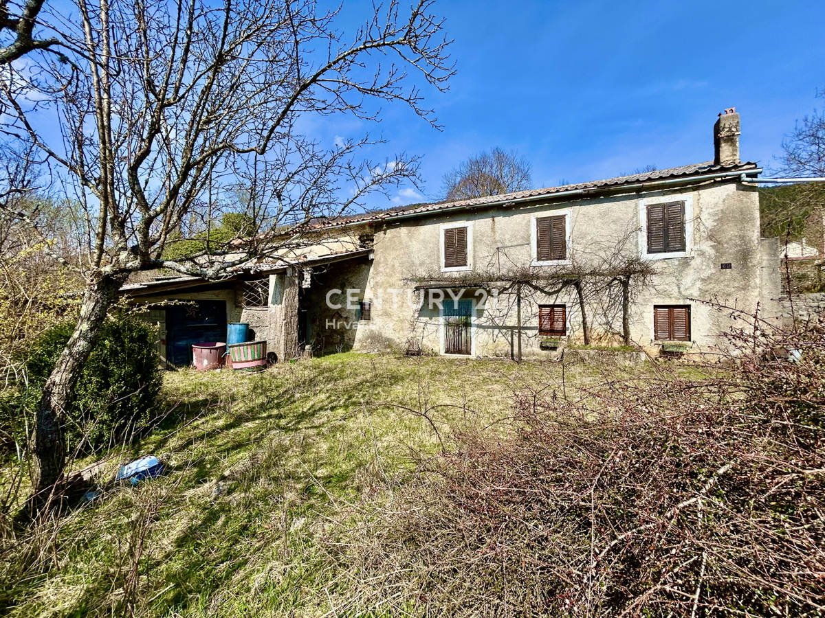 DANE, ĆIĆARIJA, CASA INDIPENDENTE IN PIETRA CON AMPIO CORTILE