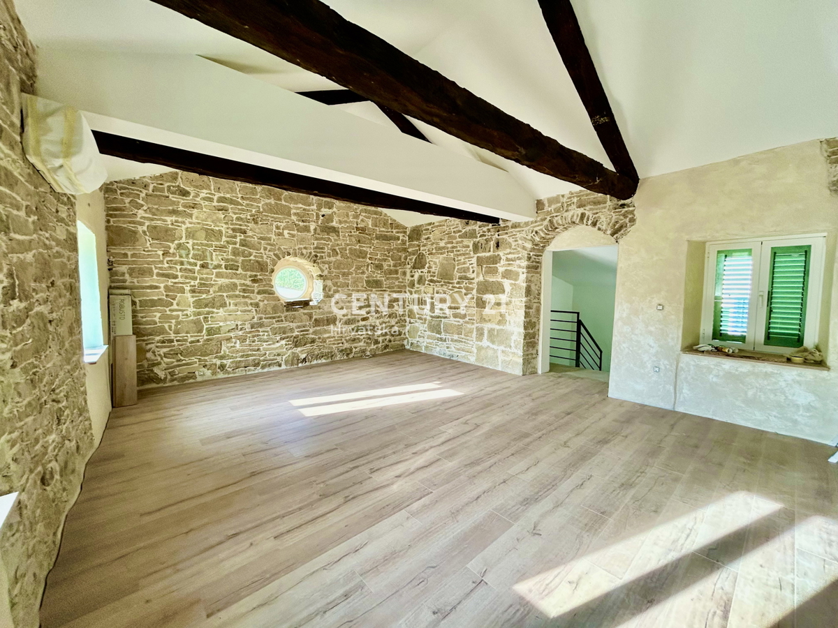 SOVINJAK, DINTORNI, SCONTATO - OCCASIONE, VENDITA URGENTE, CASA INDIPENDENTE IN PIETRA COMPLETAMENTE RISTRUTTURATA