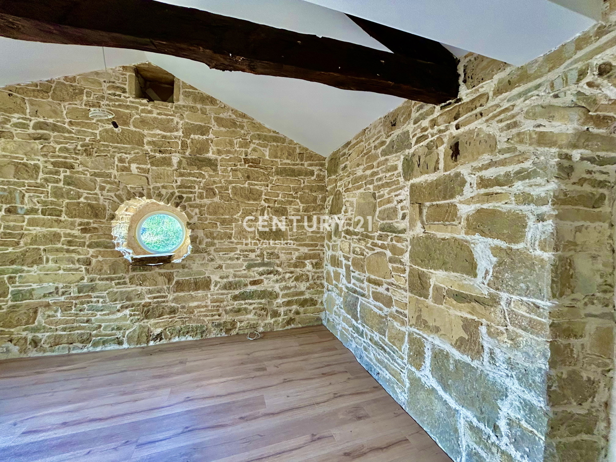 SOVINJAK, DINTORNI, SCONTATO - OCCASIONE, VENDITA URGENTE, CASA INDIPENDENTE IN PIETRA COMPLETAMENTE RISTRUTTURATA