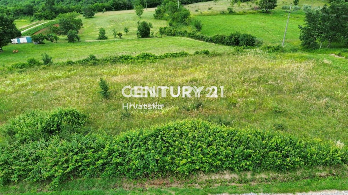 VIŠNJAN, PERIFERIA, TERRENO EDIFICABILE CON VISTA ATTRATTIVA E PERMESSO DI COSTRUIRE