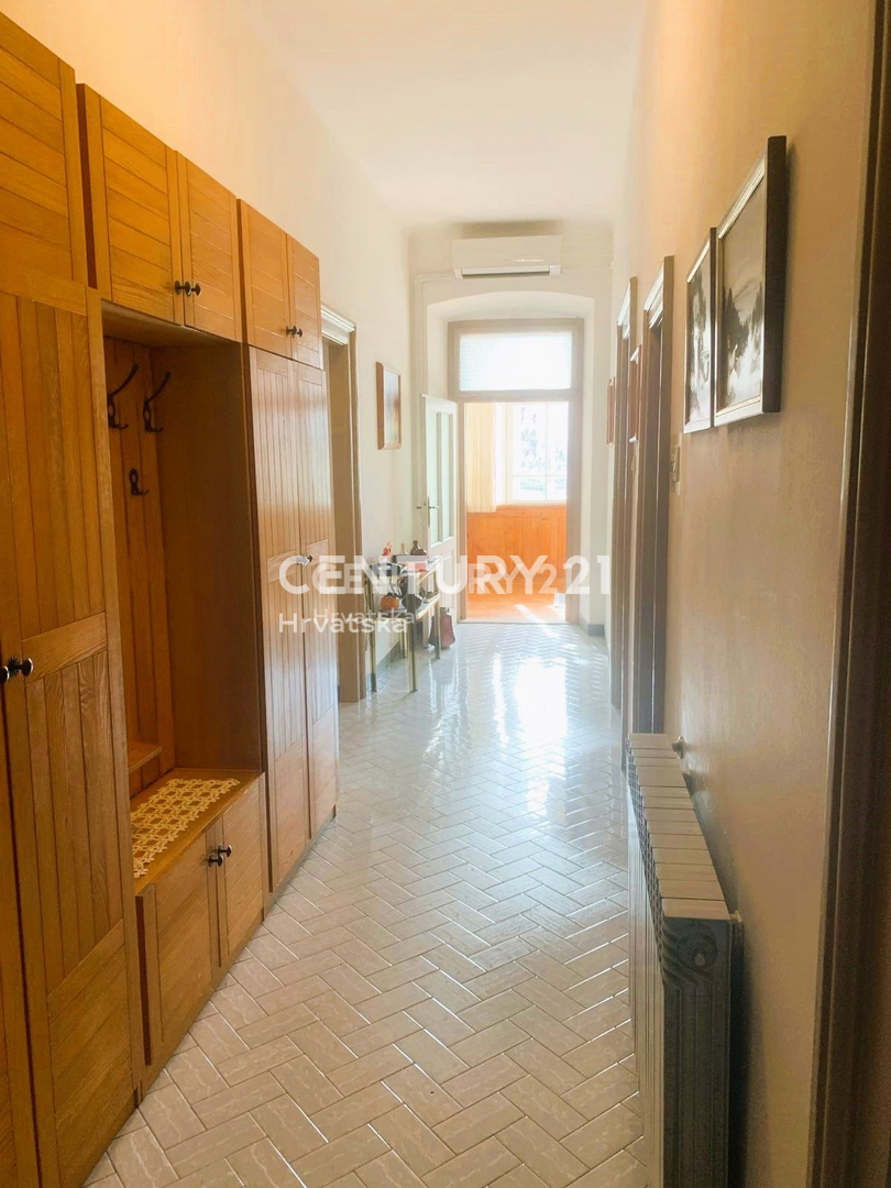 Vendita, Appartamento, 3,5 locali (3S+DB), Provincia di Istria, Rovinj