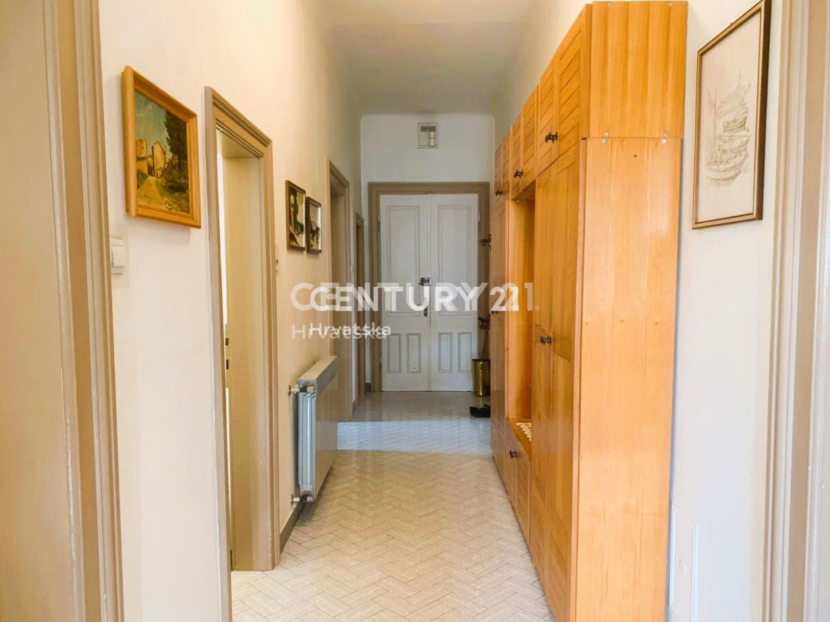 Vendita, Appartamento, 3,5 locali (3S+DB), Provincia di Istria, Rovinj