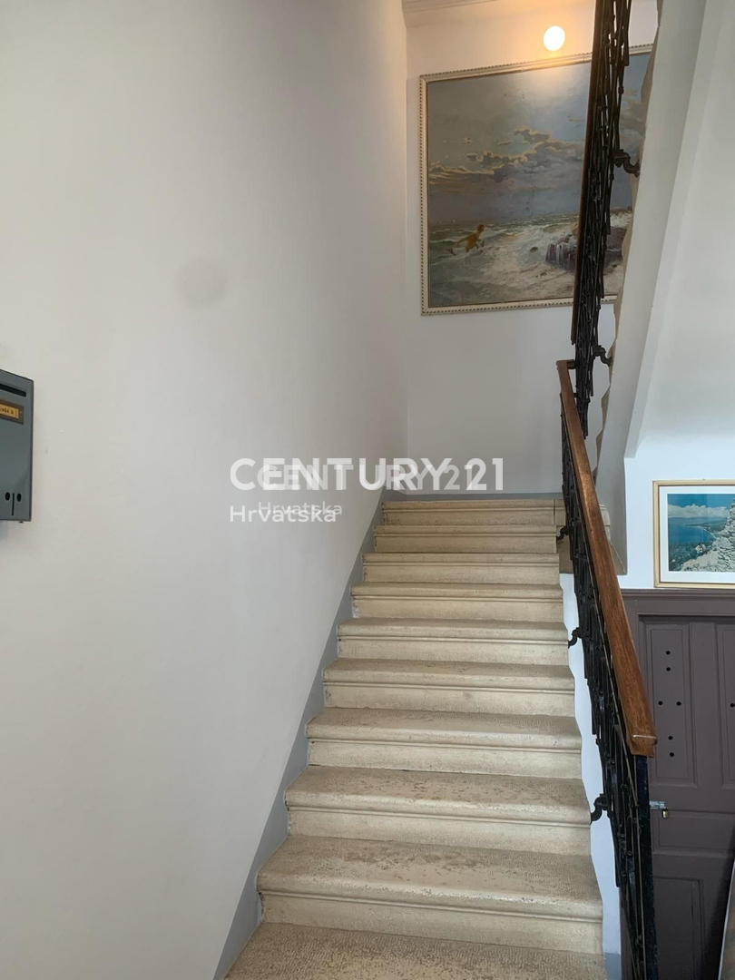 Vendita, Appartamento, 3,5 locali (3S+DB), Provincia di Istria, Rovinj