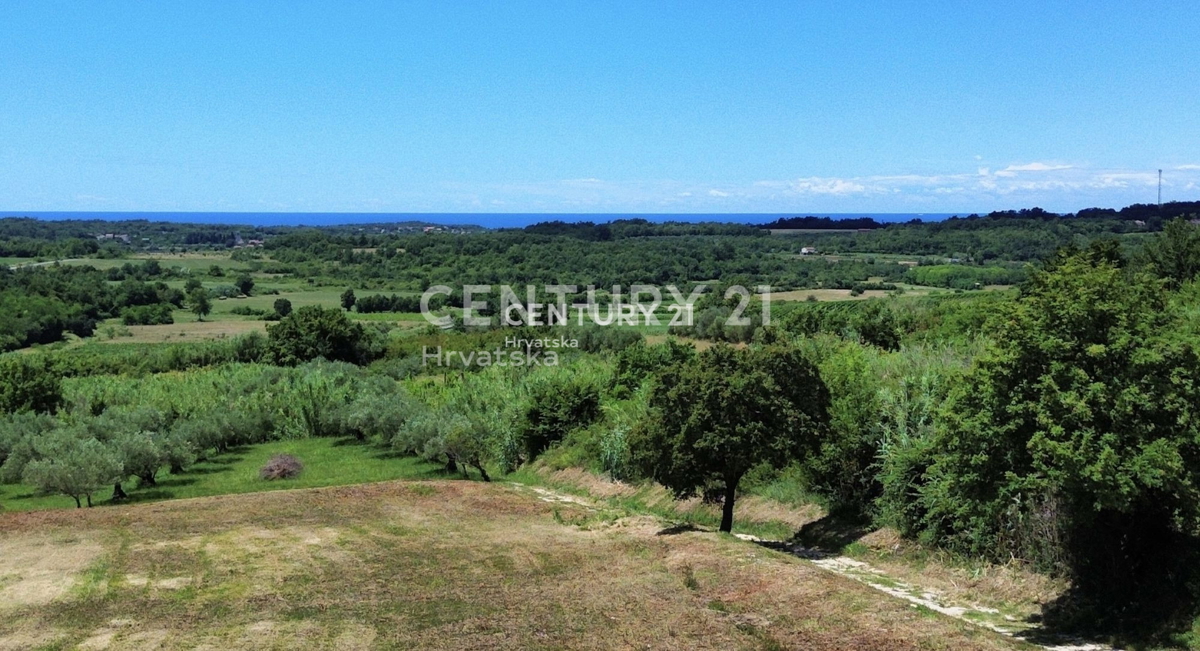 BUJE, TERRENO EDIFICABILE ATTRATTIVO CON VISTA PANORAMICA SUL MARE