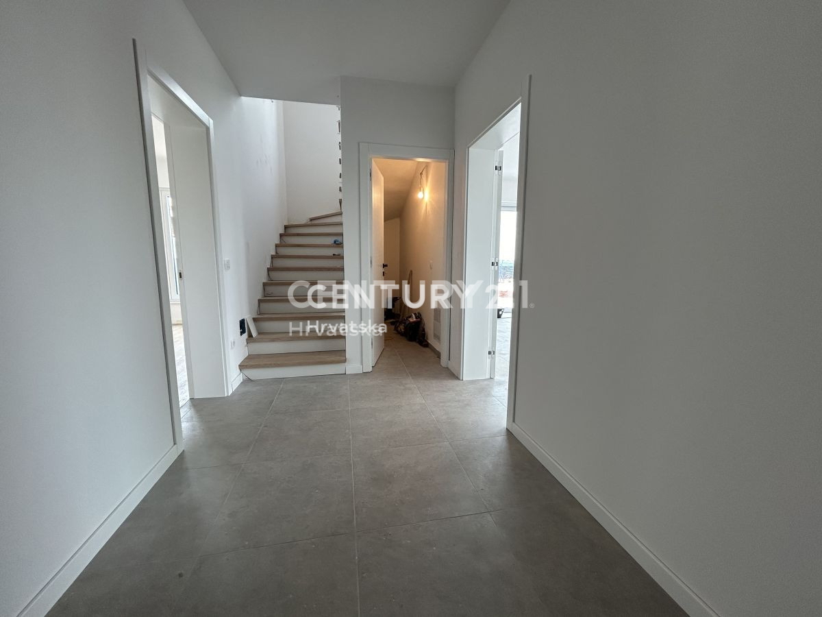 Vendita, Appartamento, 4 locali, Istarska županija, Poreč