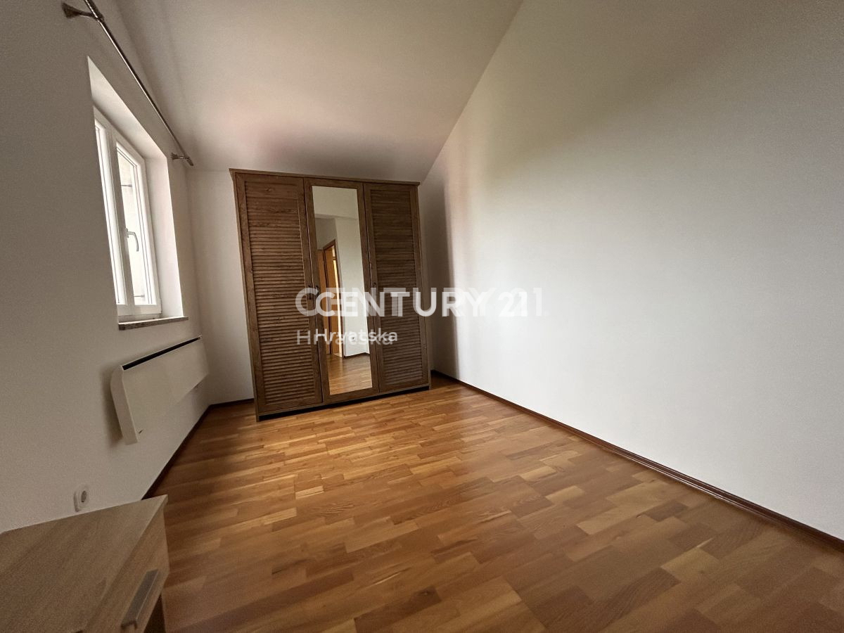 Vendita, Appartamento, 4,5 locali (4S+DB), Provincia di Istria, Poreč