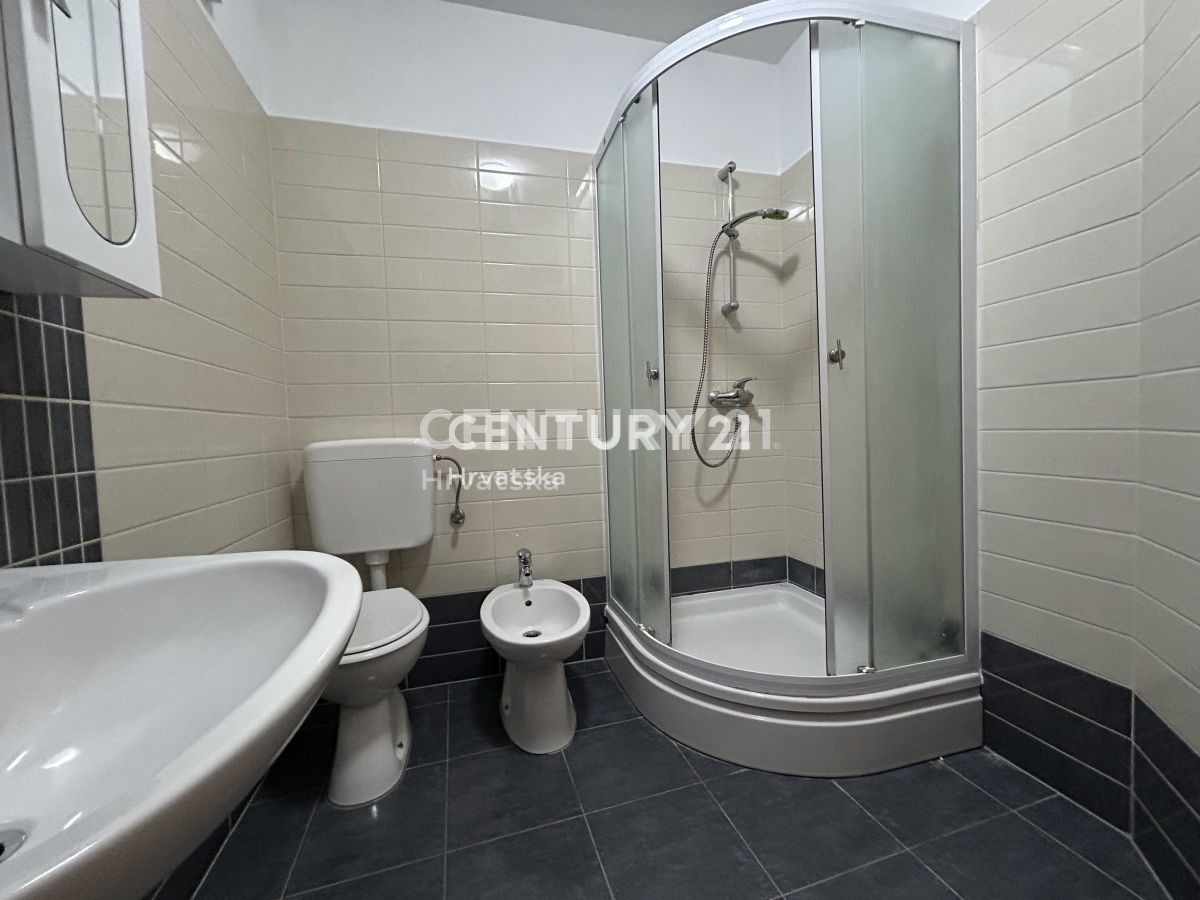 Vendita, Appartamento, 4,5 locali (4S+DB), Provincia di Istria, Poreč