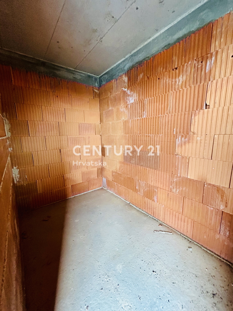 UMAG, DINTORNI, DUPLEX IN NUOVA COSTRUZIONE A SOLO 2 KM DAL MARE