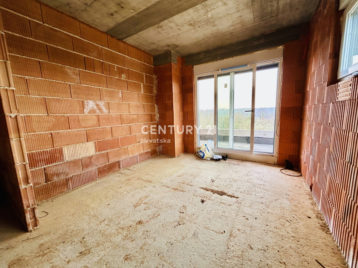 UMAG, DINTORNI, DUPLEX IN NUOVA COSTRUZIONE A SOLO 2 KM DAL MARE