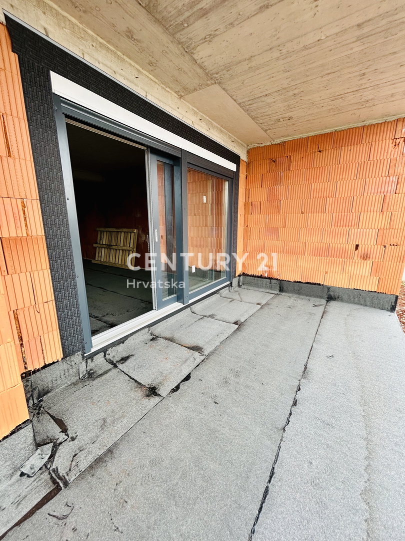 UMAG, DINTORNI, DUPLEX IN NUOVA COSTRUZIONE A SOLO 2 KM DAL MARE