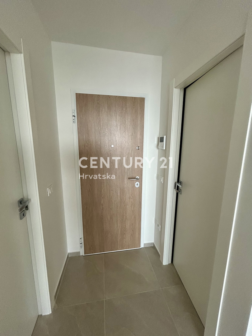 NOVIGRAD, NUOVO APPARTAMENTO CON VISTA PANORAMICA SUL MARE